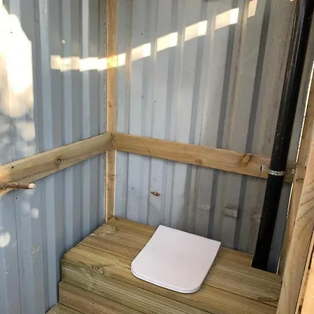אוהל מפואר Rescorla Retreats - Blossom